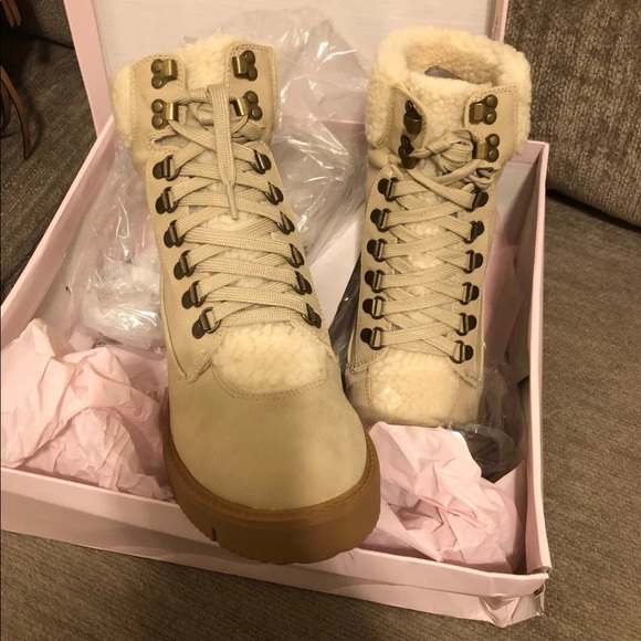 Boots ✨ - Picture 4 of 8